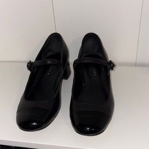 Marc Fisher Black Mary Jane Pumps